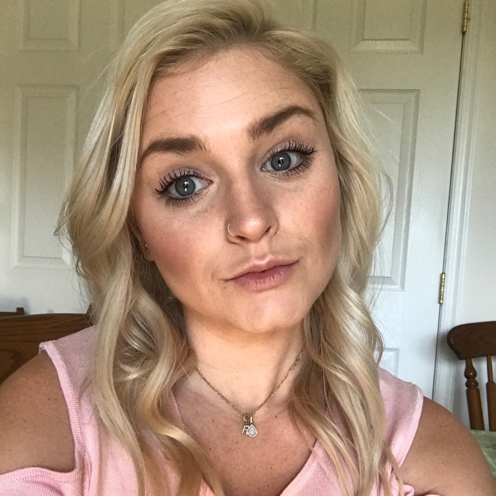 Meet your Posher, Rachel